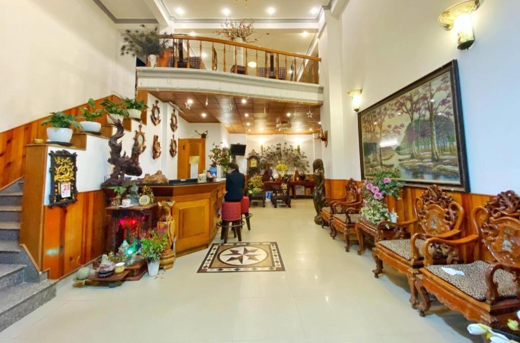 โกลด์ไนท์ โฮเทล Hotel ดาลัด ภายนอก รูปภาพ
