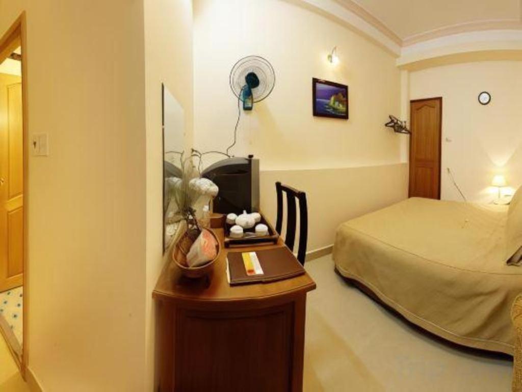 โกลด์ไนท์ โฮเทล Hotel ดาลัด ภายนอก รูปภาพ