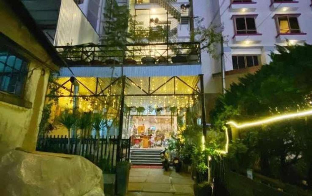 โกลด์ไนท์ โฮเทล Hotel ดาลัด ภายนอก รูปภาพ