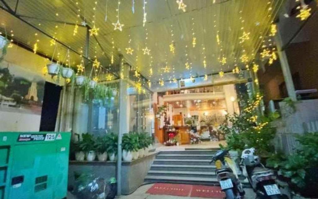 โกลด์ไนท์ โฮเทล Hotel ดาลัด ภายนอก รูปภาพ